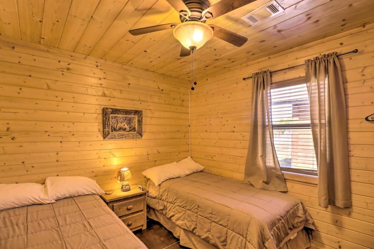 Heber Springs Cabin With Deck And River Views! Exterior foto